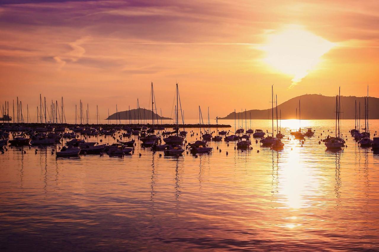 Affittacamere La Baia Di Lerici Luaran gambar
