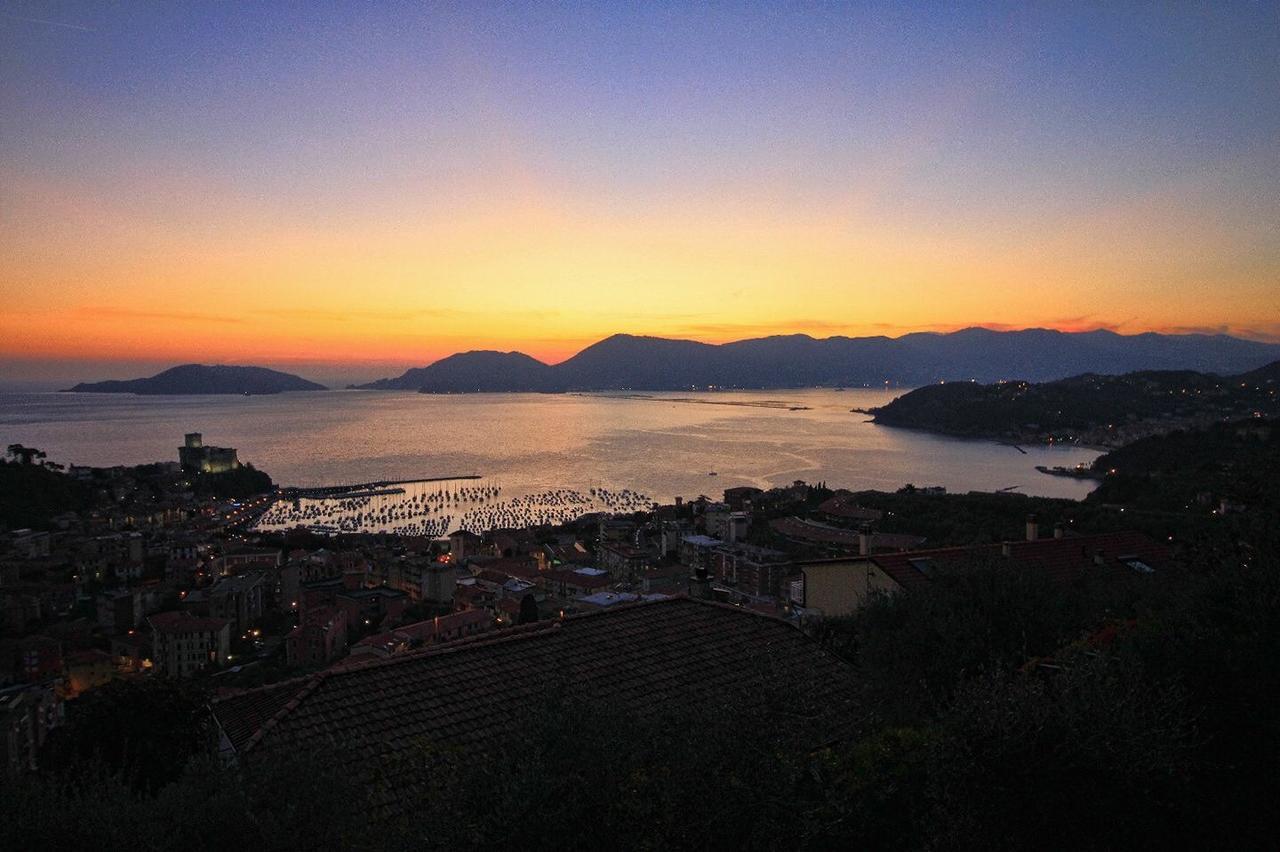 Affittacamere La Baia Di Lerici Luaran gambar
