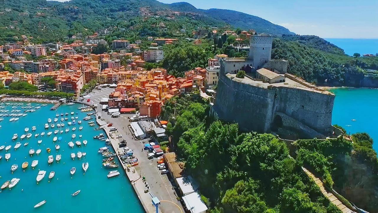 Affittacamere La Baia Di Lerici Luaran gambar