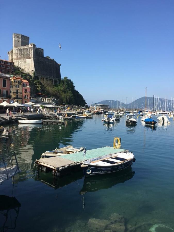 Affittacamere La Baia Di Lerici Luaran gambar