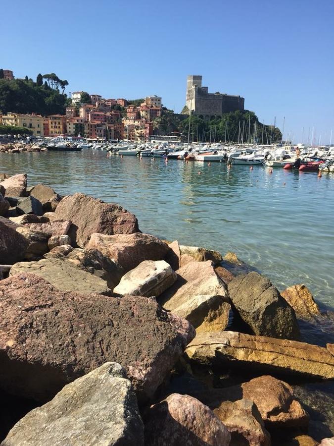 Affittacamere La Baia Di Lerici Luaran gambar