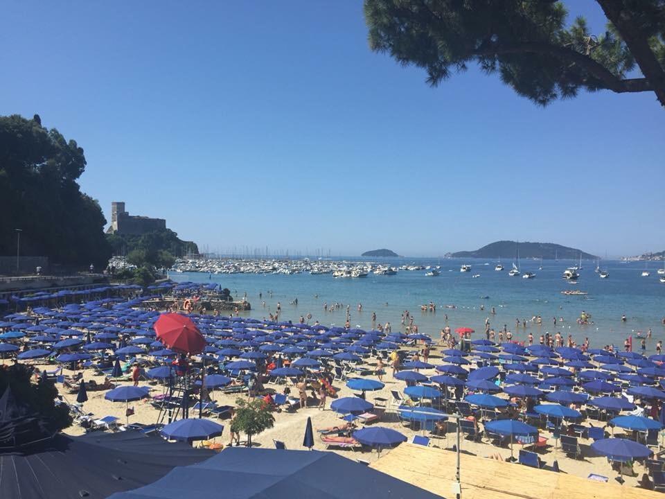 Affittacamere La Baia Di Lerici Luaran gambar